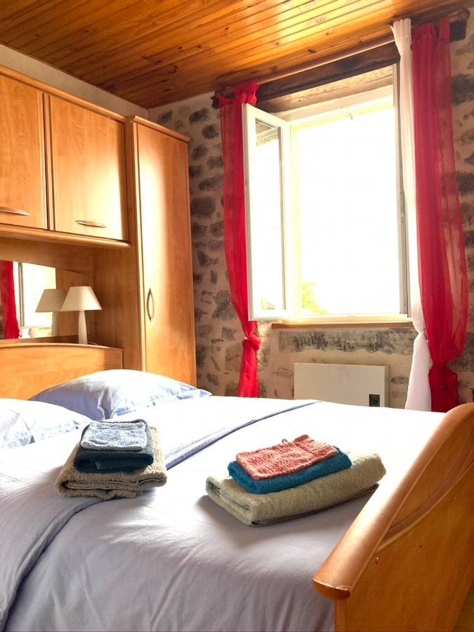 Lo Soulenquo A Fonteilles Sur Le Gr 65 Bed & Breakfast Golinhac ภายนอก รูปภาพ